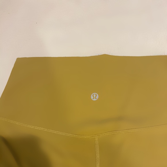 wunder under high-rise tight lululemon legging - Picture 2 of 3